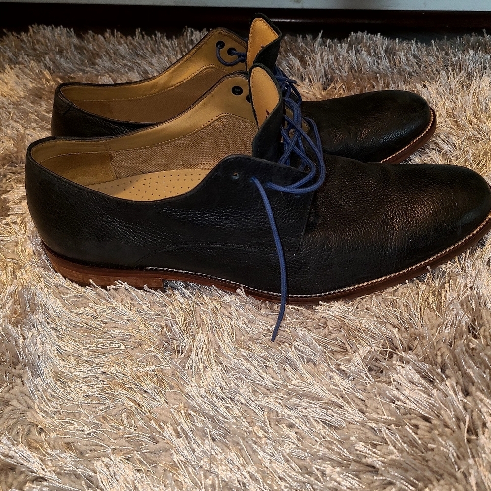 Cole Haan Blue Oxfords Classic Design - Picture 2 of 7